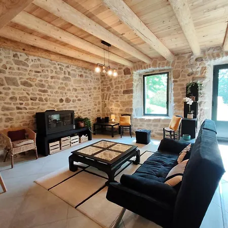 Semesterbostad Le Clos D'aboulin *